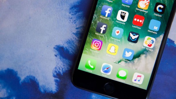 МЭДҮҮШТЭЙ: APPLE ЭНЭ ЖИЛИЙН ХАМГИЙН ИХ ТАТАГДСАН 10 АПП-Г НЭРЛЭЛЭЭ